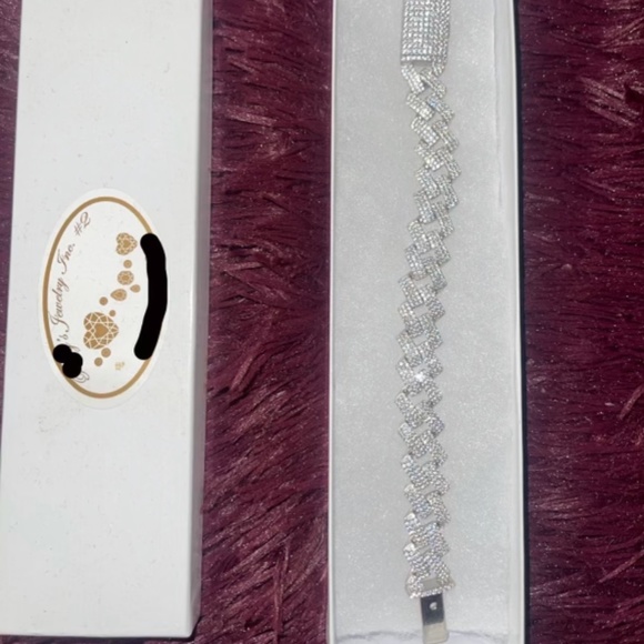 Womens silver bracelet